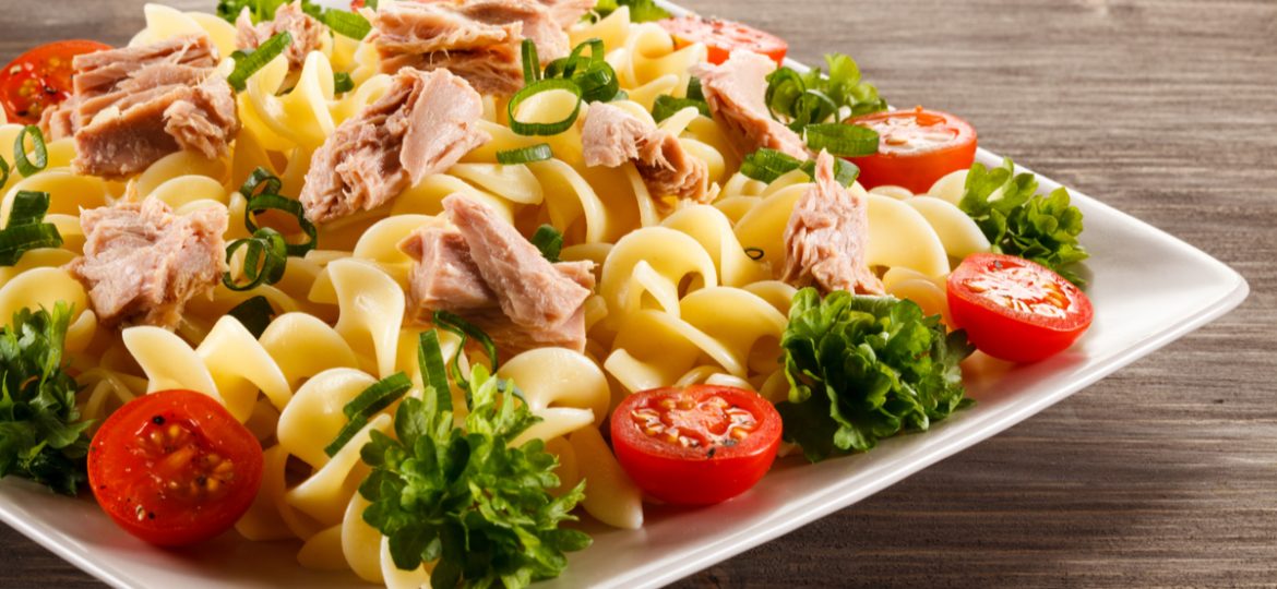 Pasta y atún: ¡Una ensalada fuera de lo común!