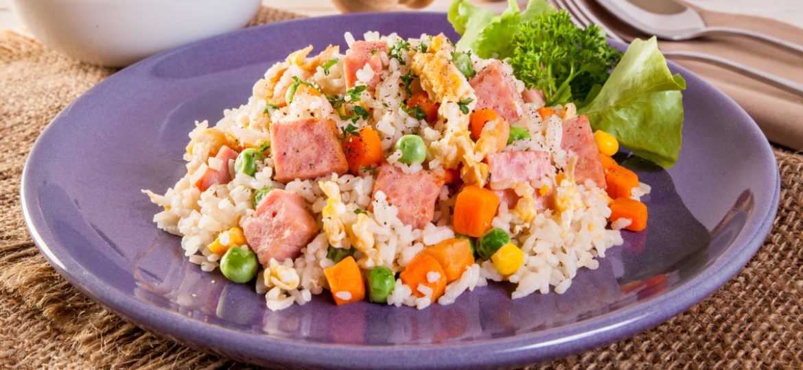 ¿Sin tiempo para cocinar? Hagamos arroz con jamonilla