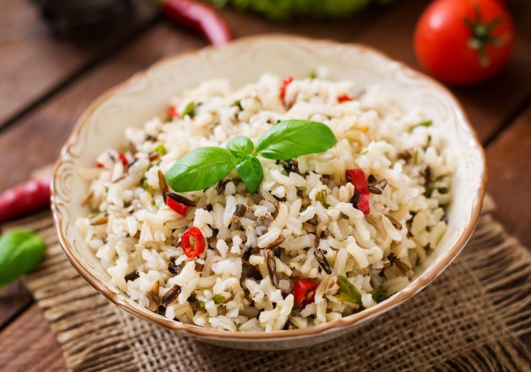 Prepara una combinación 100% panameña: Cocada + Arroz con Guandú y Coco