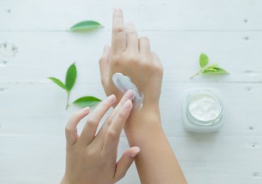 ¿Cómo cuidar la piel de las manos para mantenerlas hidratadas y jóvenes?
