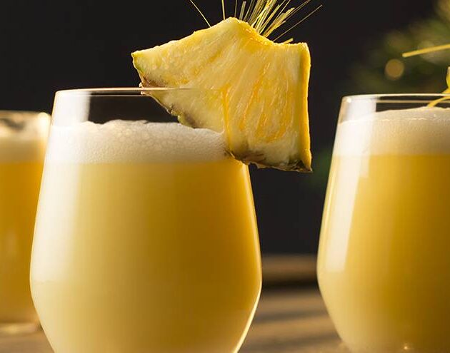 Refrescante Smoothie de Piña Colada: Disfruta del Sabor Tropical con Agua de Coco My Way